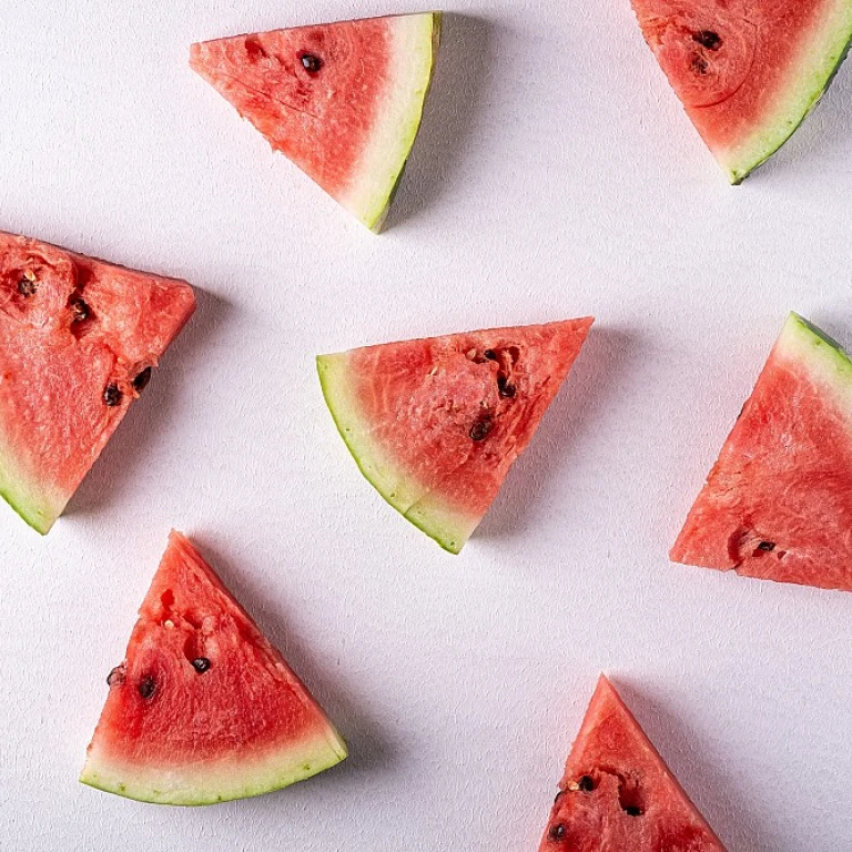 Thoughtful Presents for Your Team: 100 Employee Gift Ideas