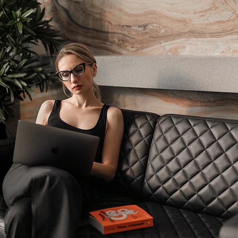 Mastering the Art of Mentoring: Navigating Mind Games in Professional Development