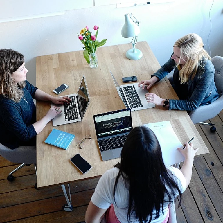 Empowering Women Through Professional Mentoring in Denver's Leadership Circles