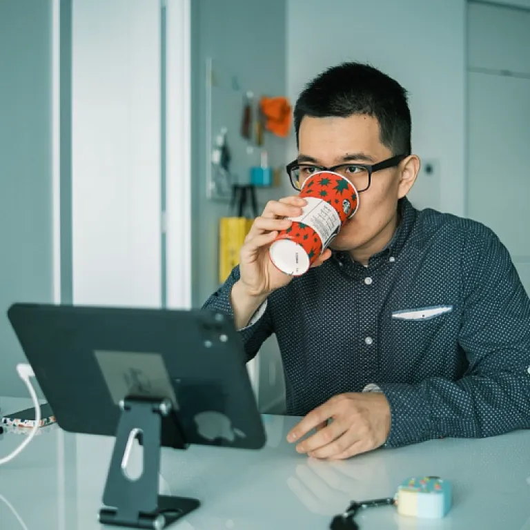 Exploring Business Internships for High School Students